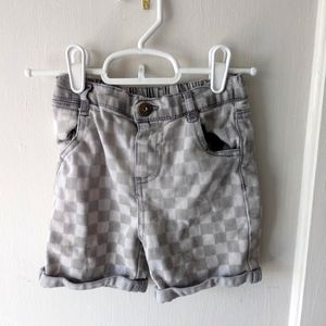Checkered shorts